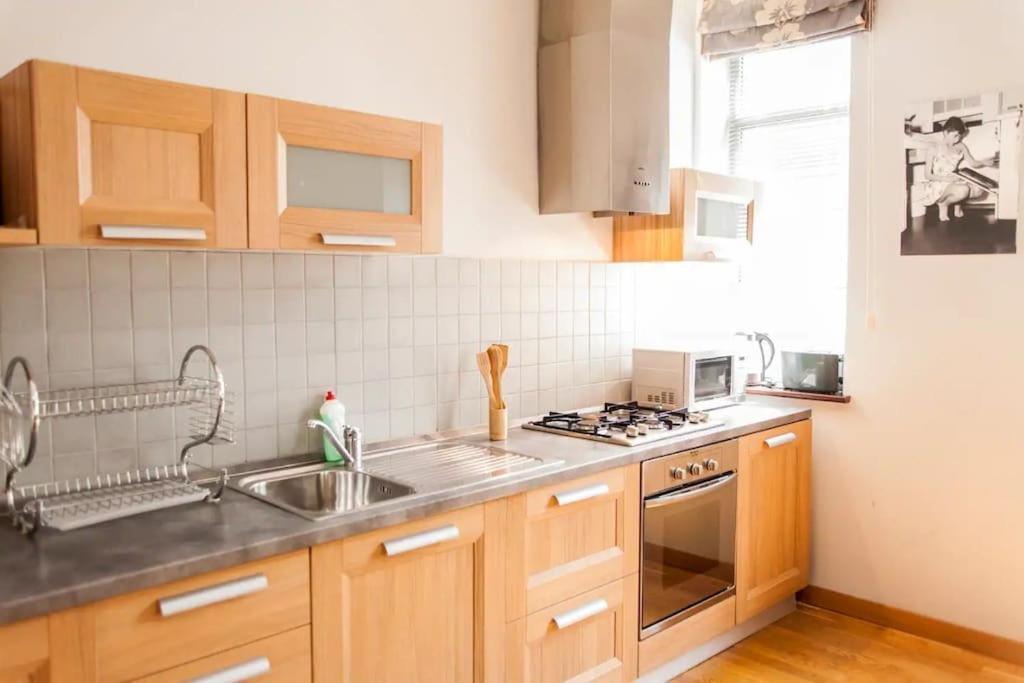 City Center 2Bdr Apartment Near Rustaveli Av. Tbilisi Luaran gambar