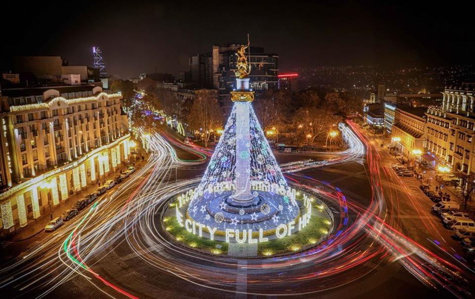 City Center 2Bdr Apartment Near Rustaveli Av. Tbilisi Luaran gambar